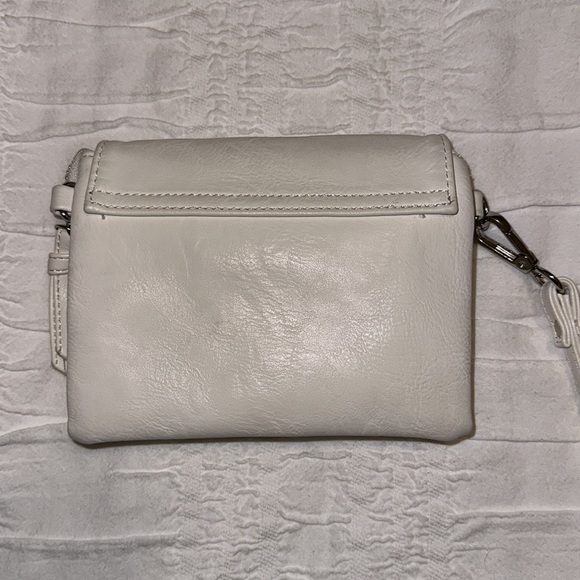 Charming Charlie Wallet - Picture 6 of 6